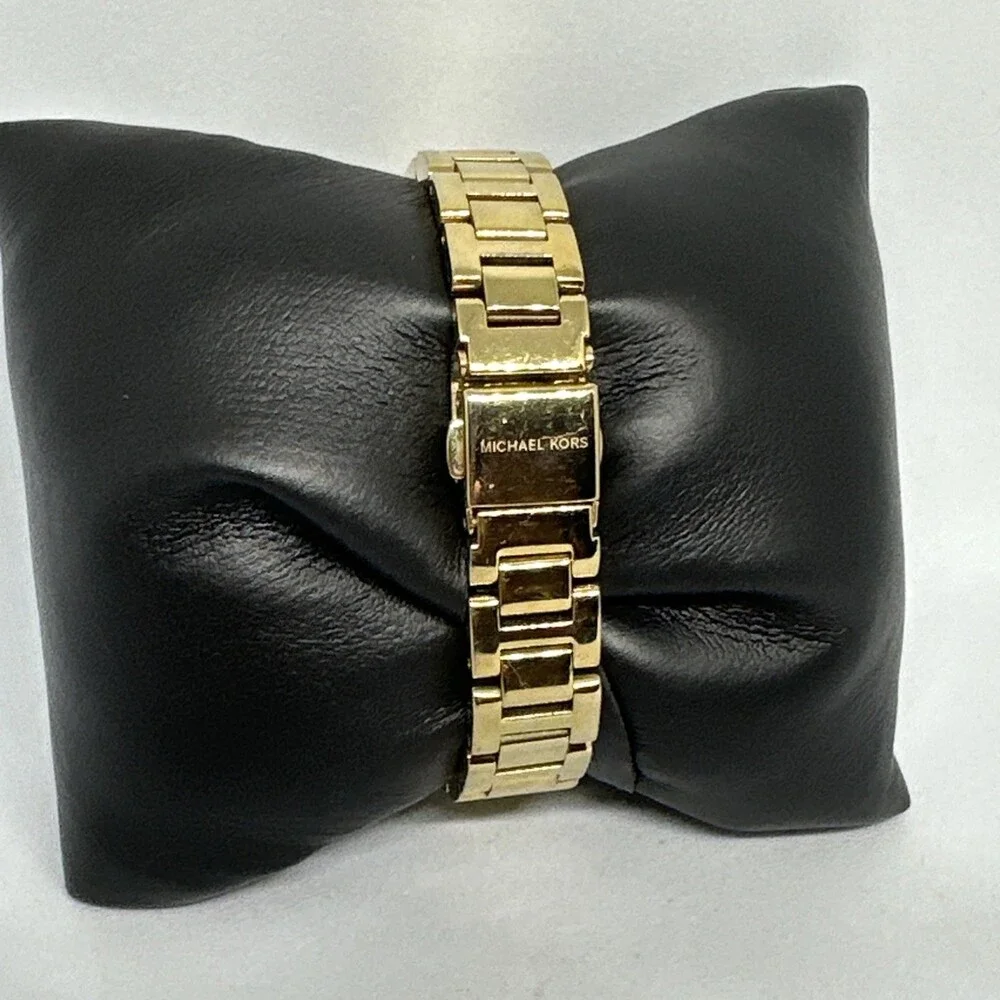Michael Kors Camille MK3252 Womens Gold Stainless Steel Analog Dial Watch HME618